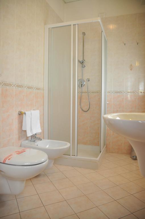 Hotel Marco Effe Mestrino Phòng bức ảnh
