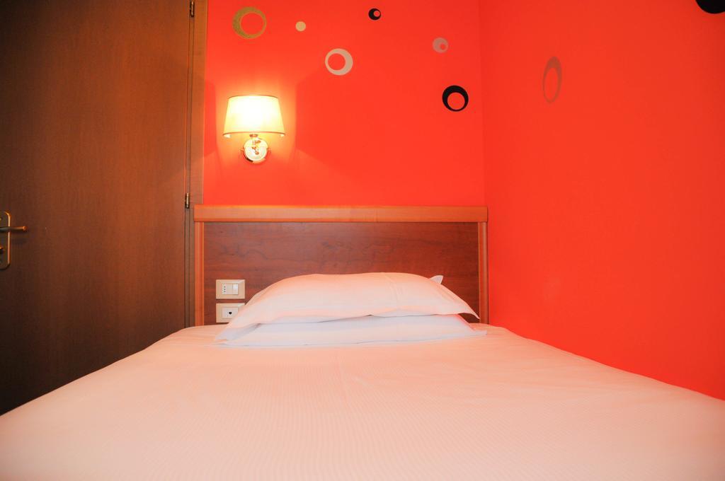 Hotel Marco Effe Mestrino Phòng bức ảnh