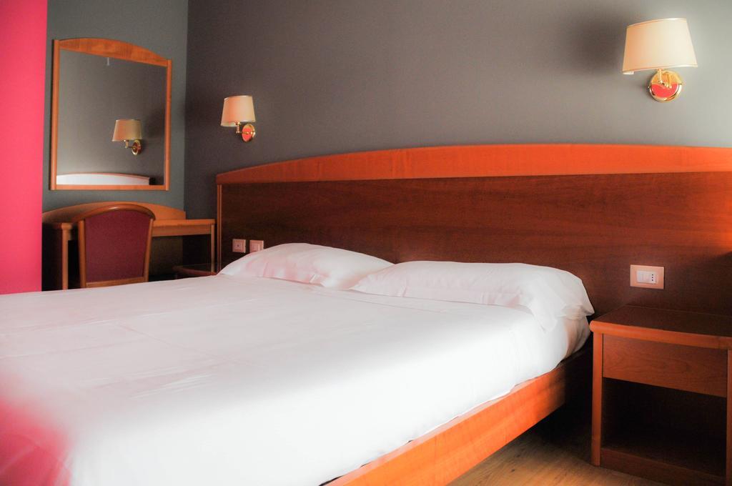 Hotel Marco Effe Mestrino Phòng bức ảnh